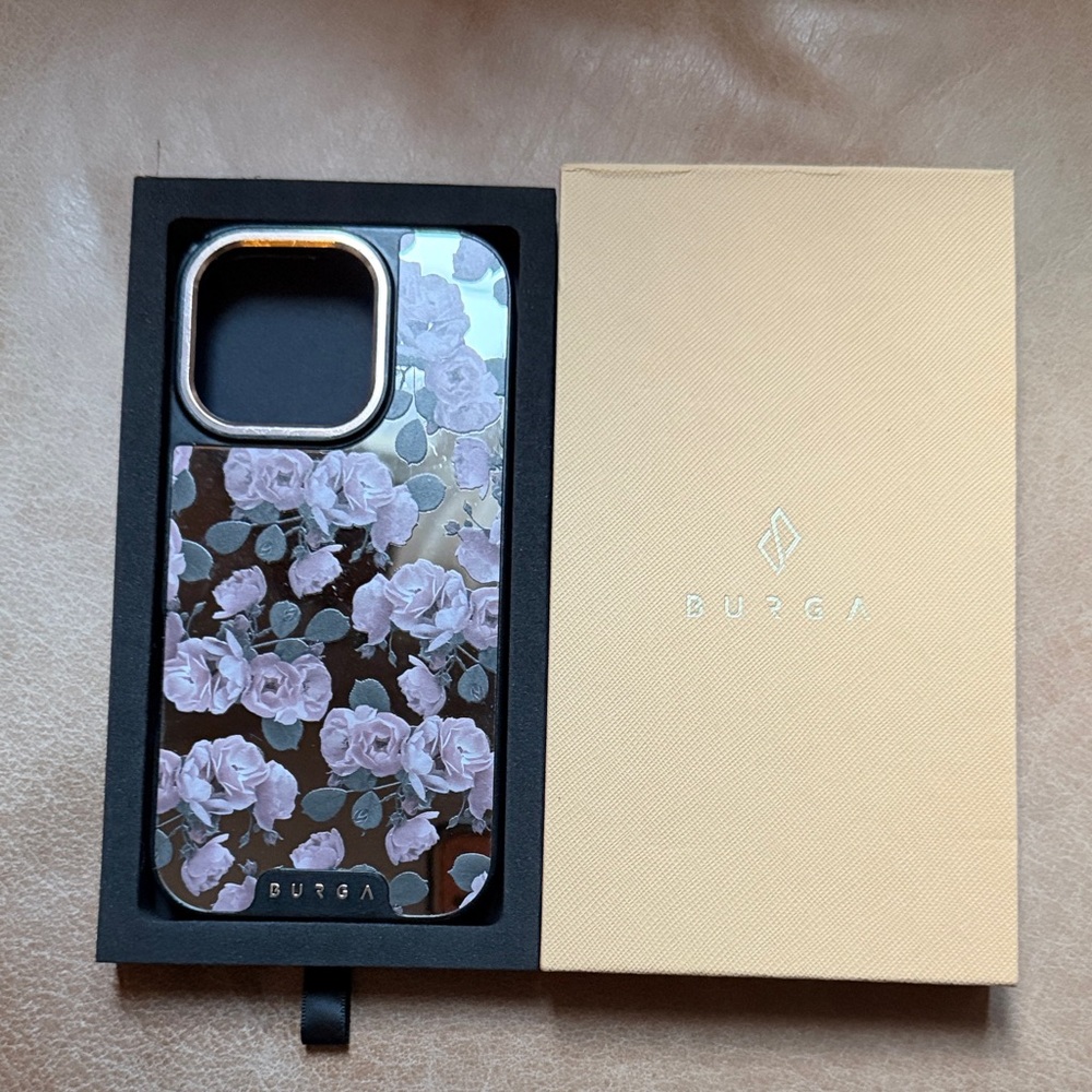 BURGA Vintage Glamour Elite Mirror MagSafe iPhone 16 Pro Case